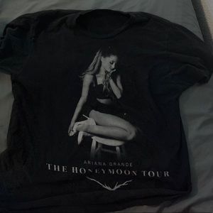 Ariana Grande T - Shirt from her honeymoon tour